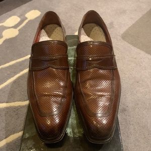 Size 11 Men’s Mezlan